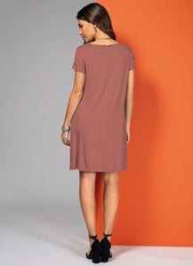 Pink dress with pockets and short sleeves