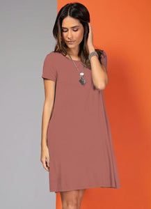 Pink dress with pockets and short sleeves