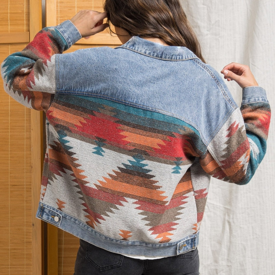 Retro Denim Jacket 2022 New Long Sleeved Lapel Loose Denim Stitching Woolen Jacket Female Vintage
